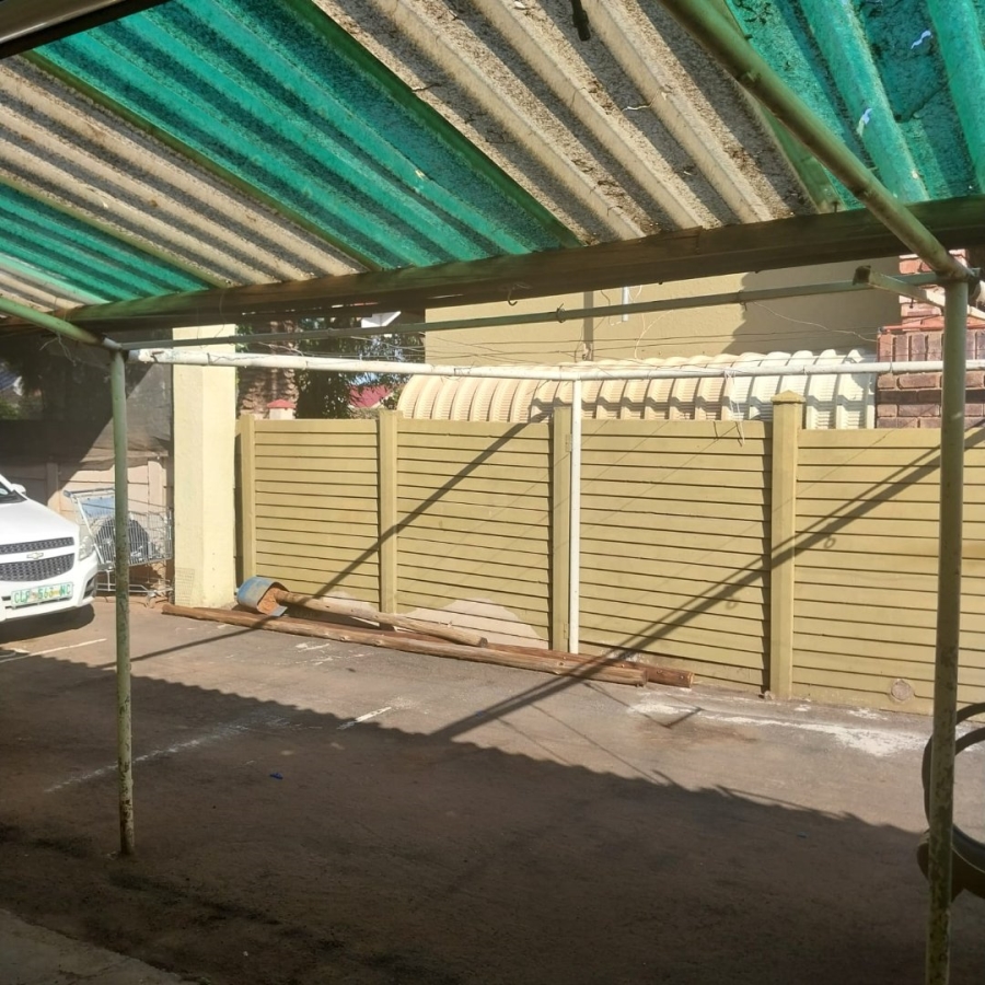 7 Bedroom Property for Sale in Carters Glen Northern Cape